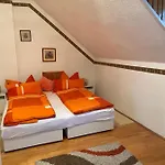 Apartment Gyoere Vendeghaz *